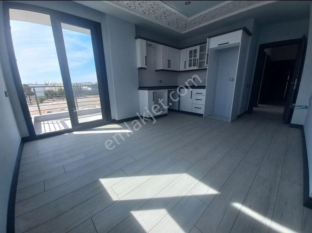 Didim'de Havuzlu Sitede Satılık Asansörlü 2+1 Daire - Görsel 16