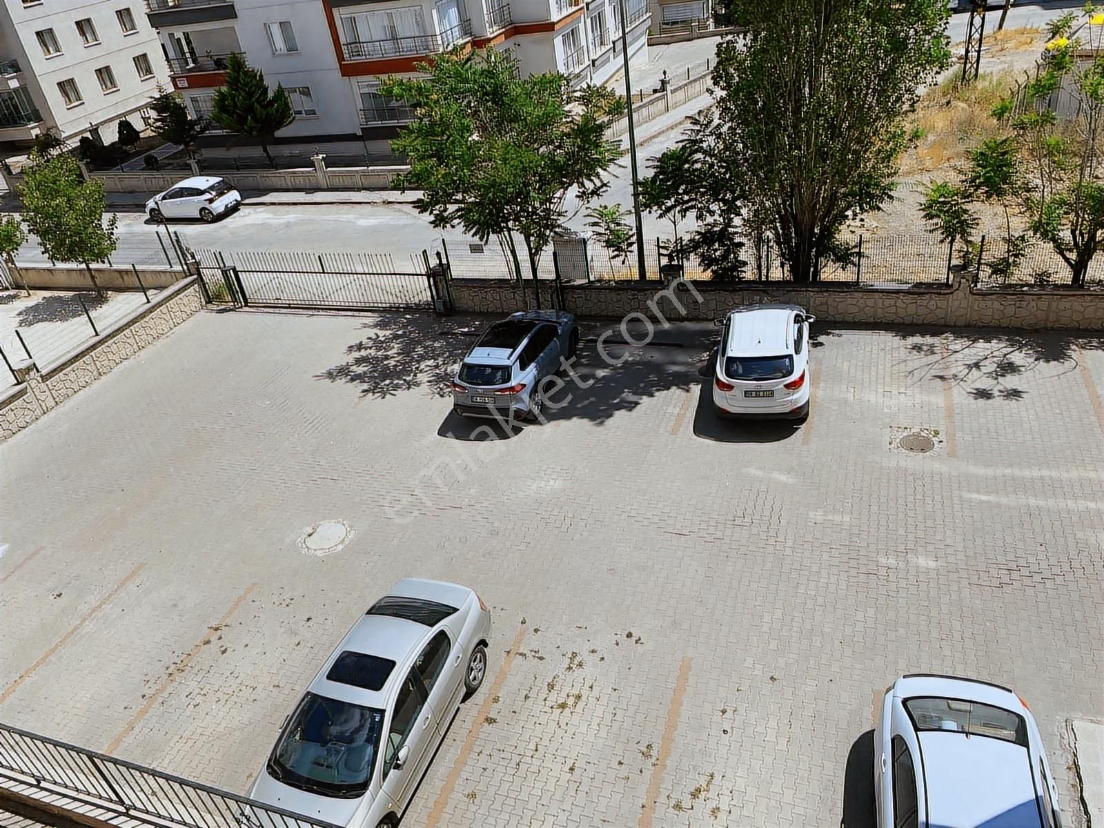 Mehmet Akif Ersoy Cadde Üzeri Satılık 3+1 Daire - Görsel 18