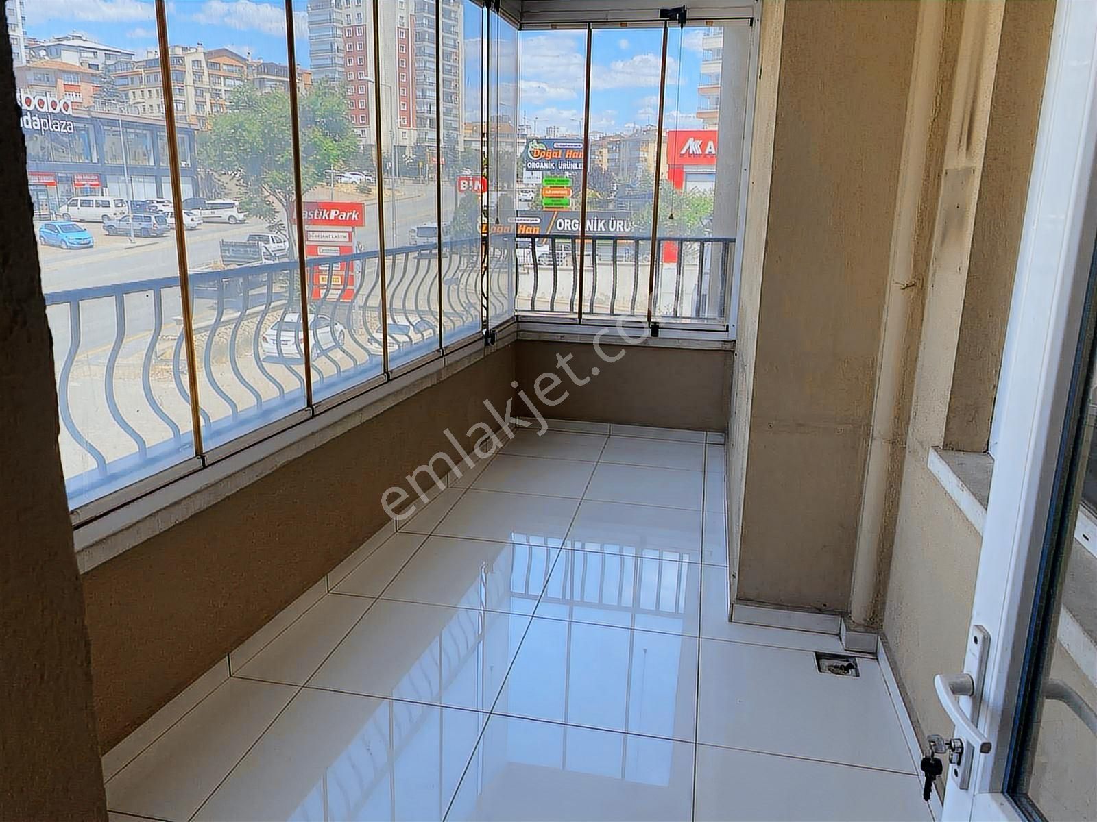 Mehmet Akif Ersoy Cadde Üzeri Satılık 3+1 Daire - Görsel 24