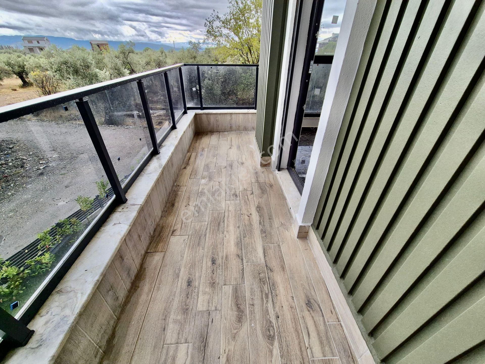 ▓karabuluttan▓yatırım & Doğanın İçindeki Huzurlu Yaşam 5+1 Villa - Görsel 14