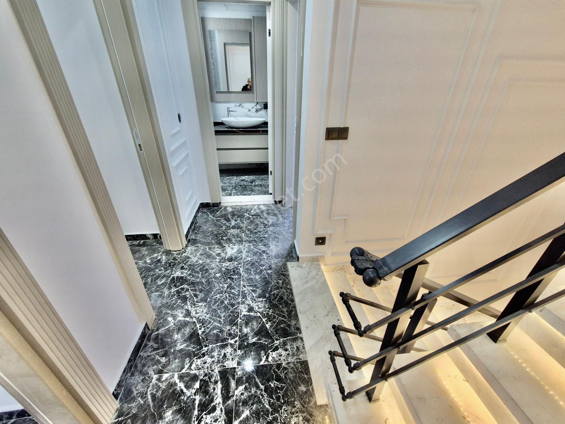 ▓karabuluttan▓yatırım & Doğanın İçindeki Huzurlu Yaşam 5+1 Villa - Görsel 18