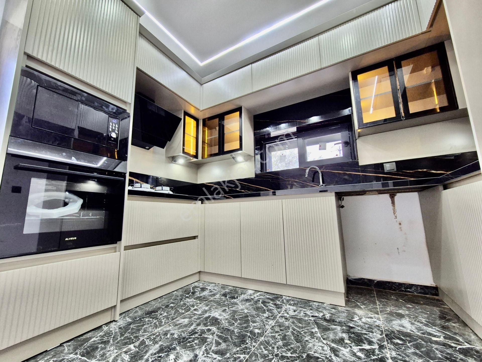 ▓karabuluttan▓yatırım & Doğanın İçindeki Huzurlu Yaşam 5+1 Villa - Görsel 24