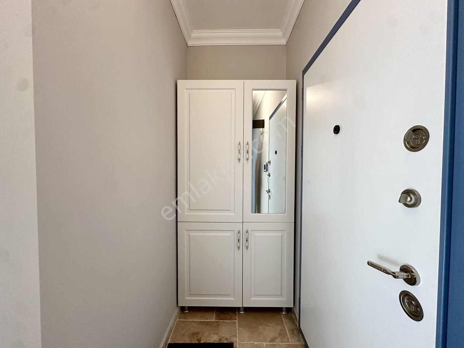 Altınova'da Siberlife'da Eşyalı Bahçe Katı Premium 2+1 Daire - Görsel 19