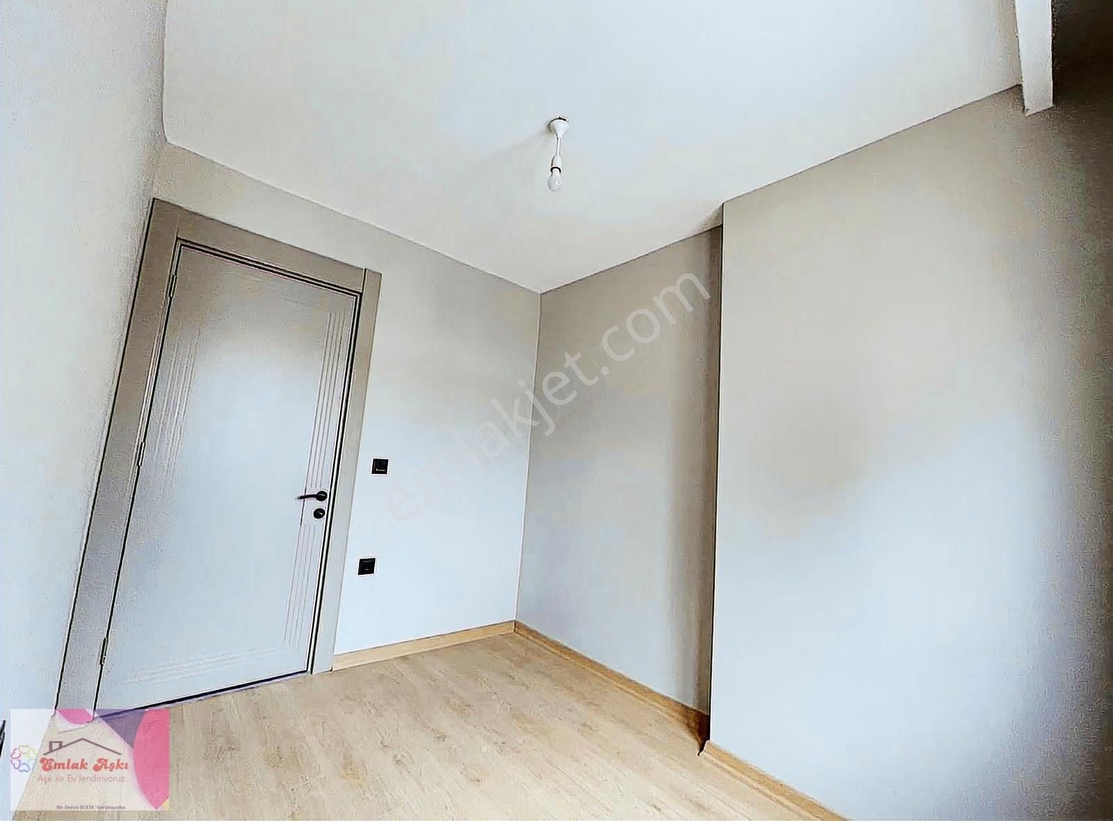 Tranvay Dibinde Havuzlu Sıfır Arakat - Görsel 4