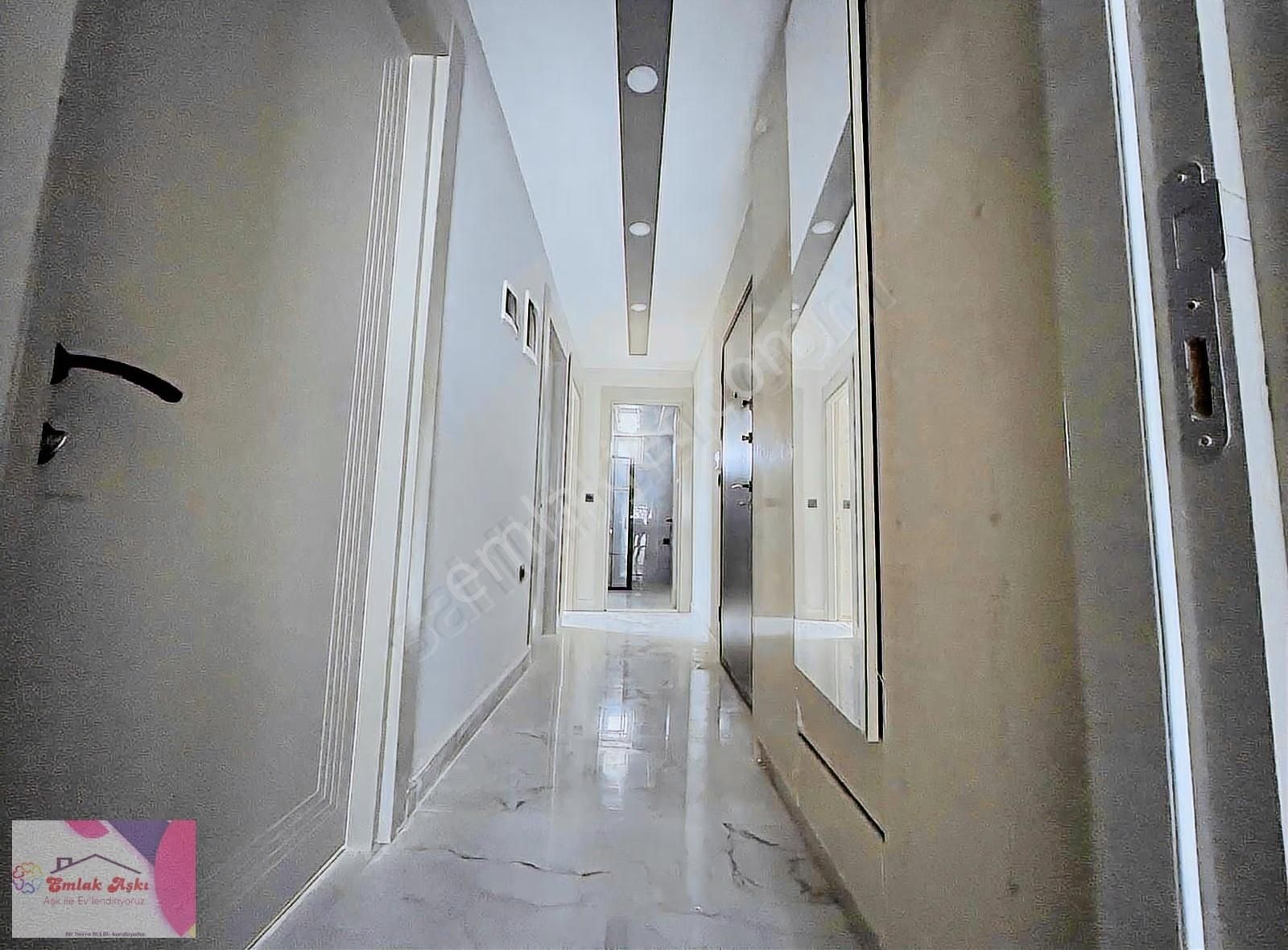 Tranvay Dibinde Havuzlu Sıfır Arakat - Görsel 23