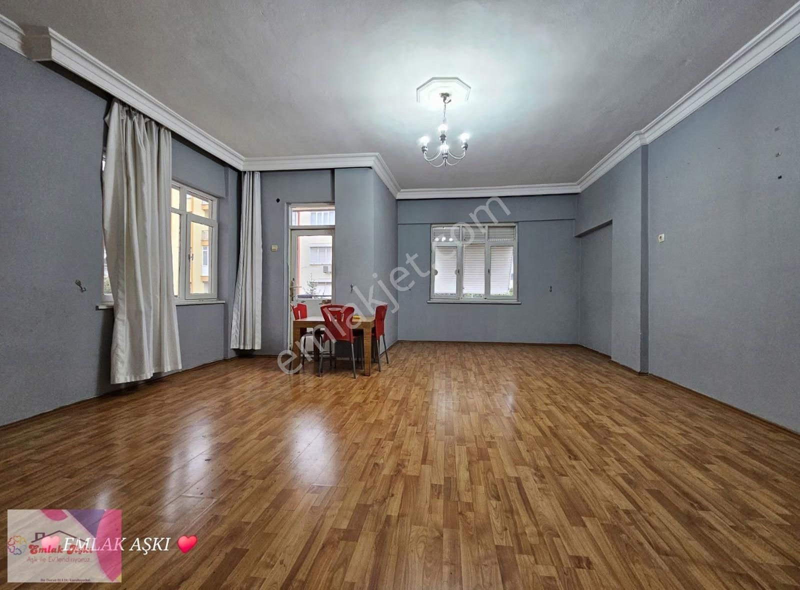 Emlak Aşkı Güvencesiyle Dokuma Özgürlük Yol Cepheli Önü Açık - Görsel 10