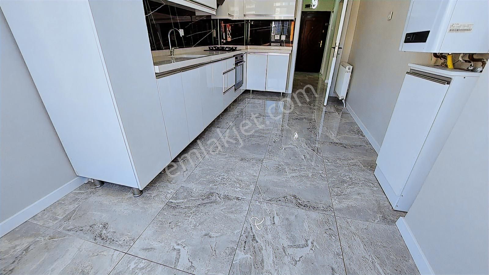 Acil Selçukluda Köşe Başı Yol Cep Ultra Lüx 3+1 - Görsel 6