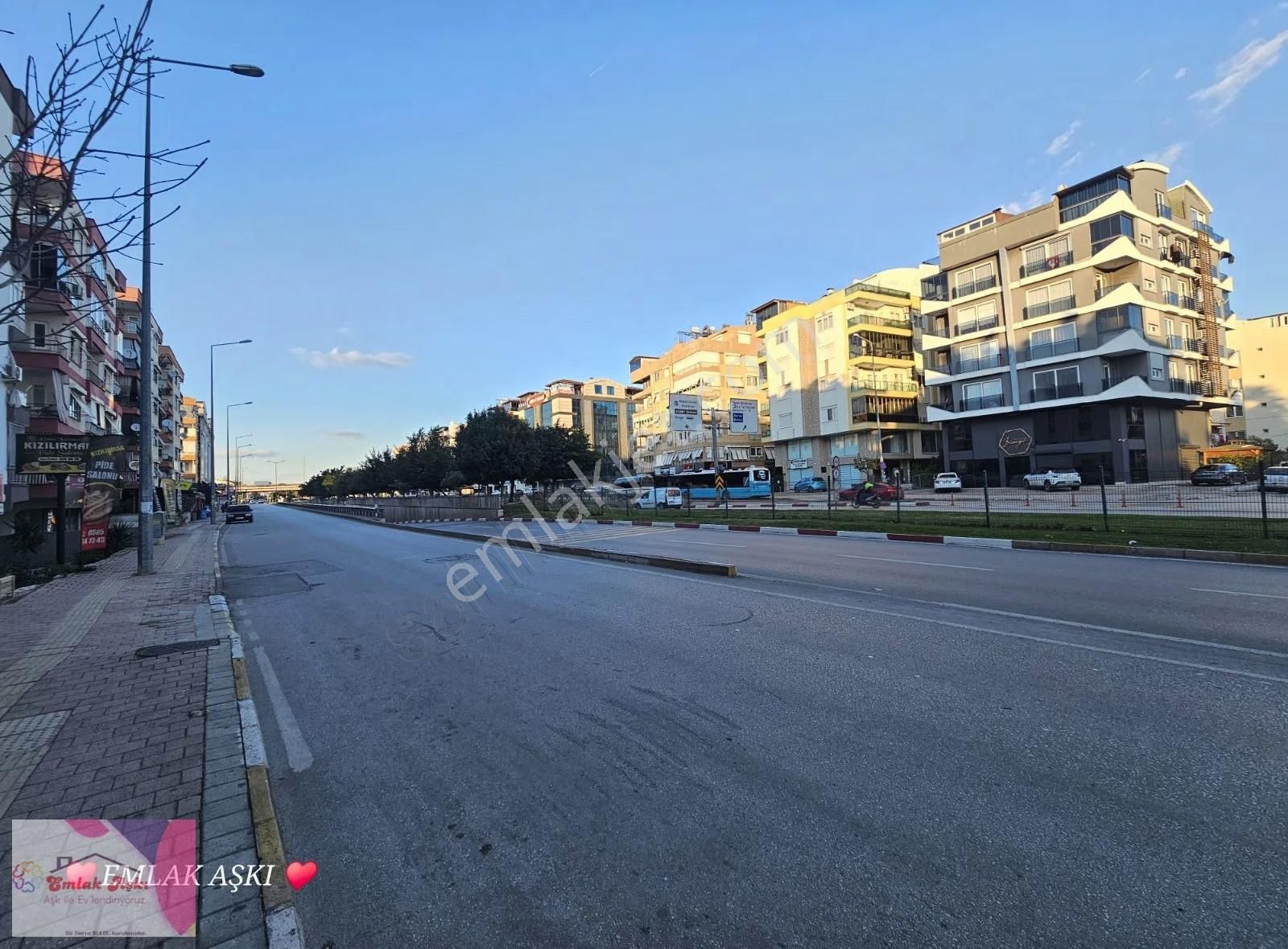 Emlak Aşkı Güvencesiyle Kızılırmak Caddesi Üzerinde