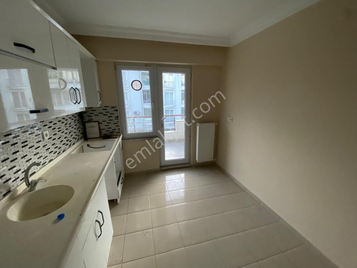 Sapanca Rüstempaşada Arakat Siteiçi Göle Yakın 2+1 Satılık Daire - Görsel 12