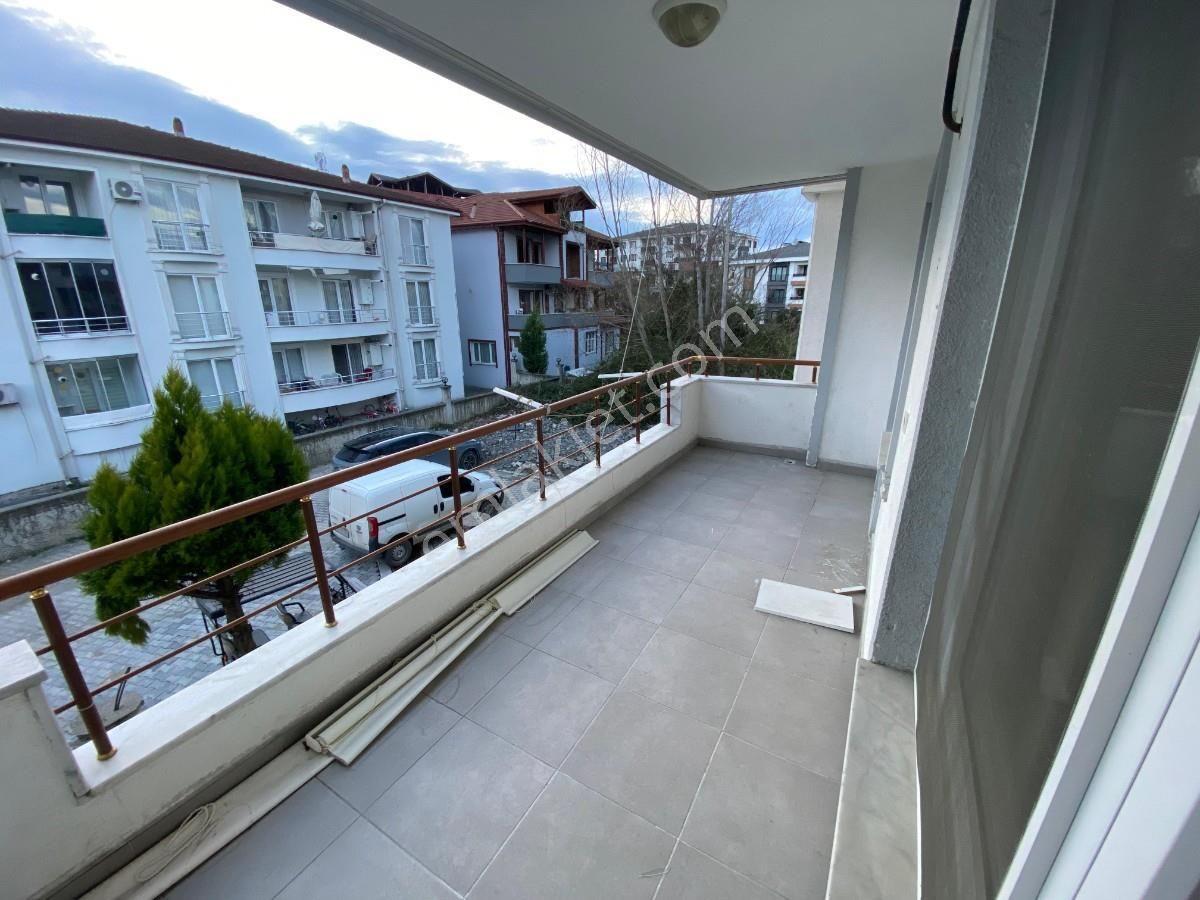 Sapanca Rüstempaşada Arakat Siteiçi Göle Yakın 2+1 Satılık Daire - Görsel 17