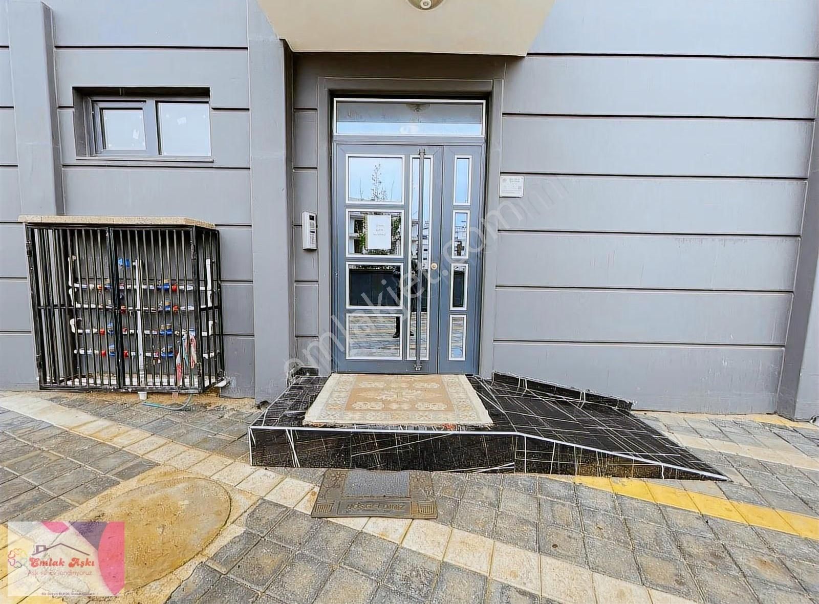 Cadde Üstü. Arakat - Görsel 29