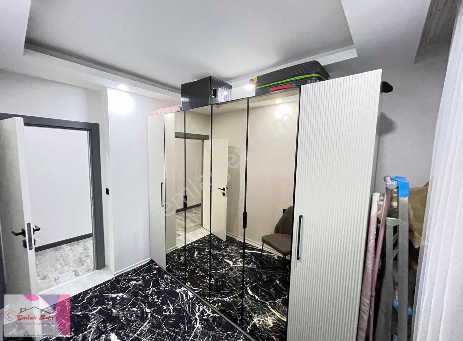 Cadde Üstü. Arakat - Görsel 24