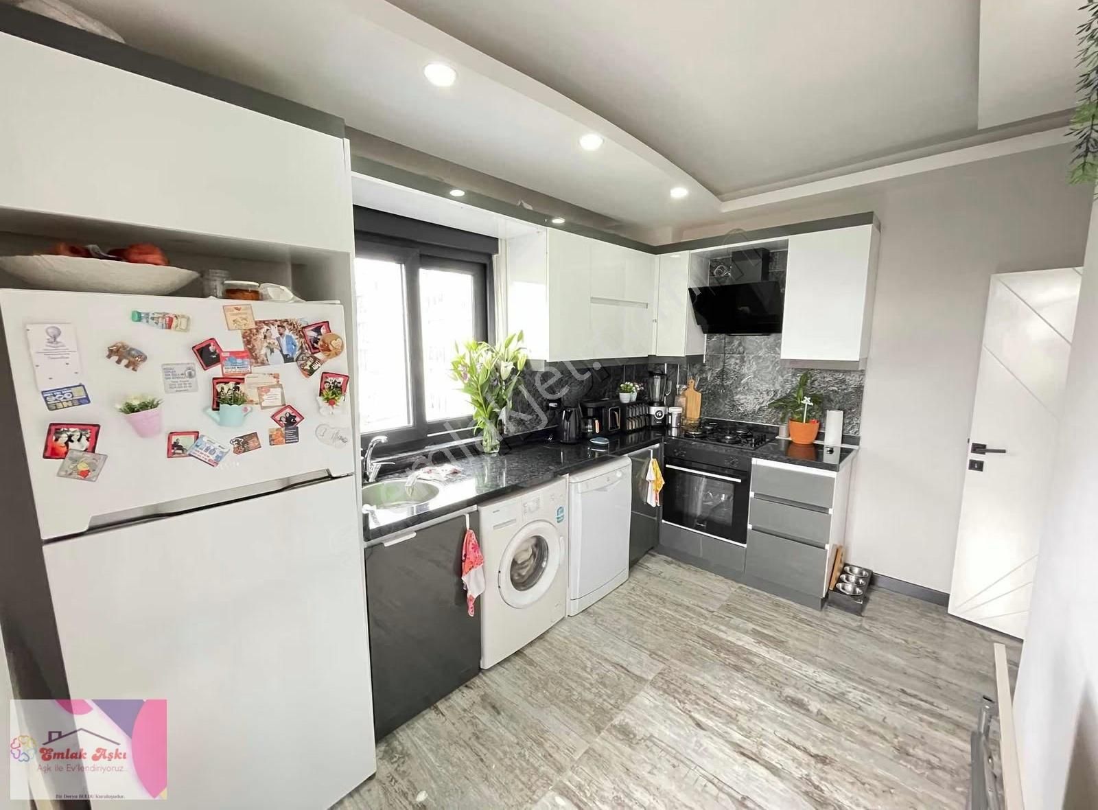 Cadde Üstü. Arakat - Görsel 3