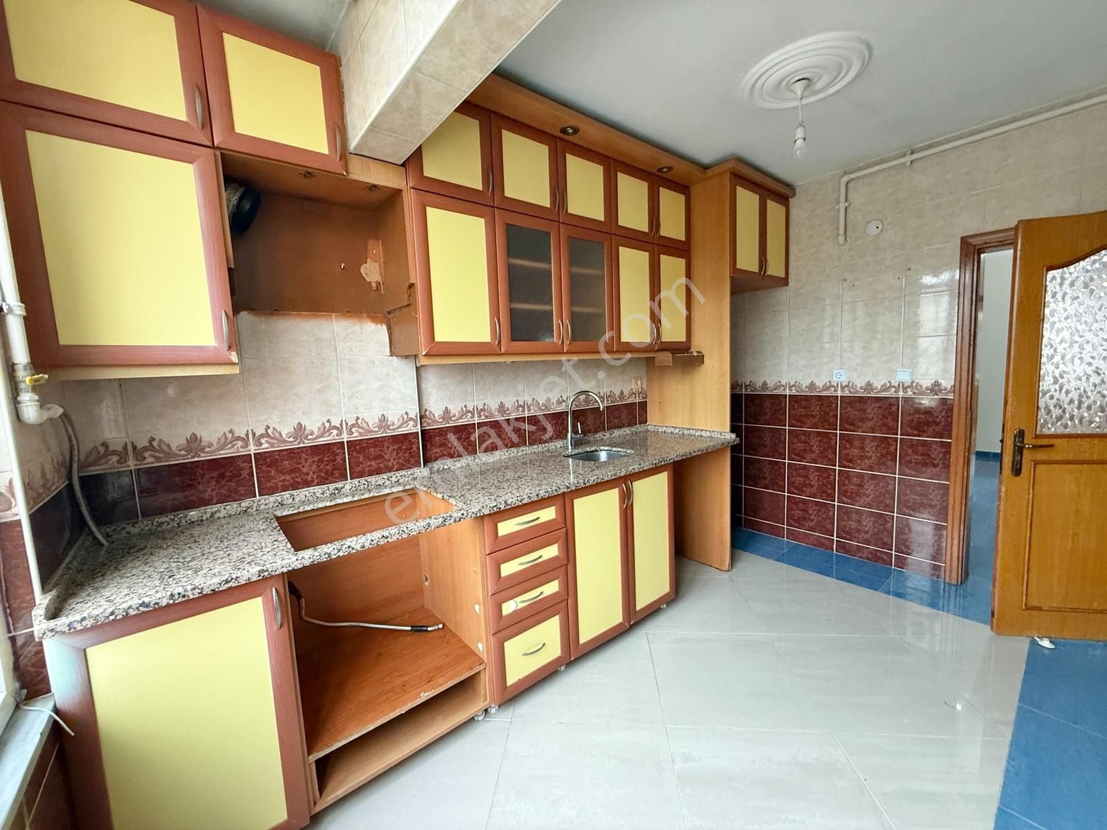 Kiralık 3+1 Daire - Geniş Ve Ferah - Abdi İpekçi Caddesine Yakın - Görsel 8