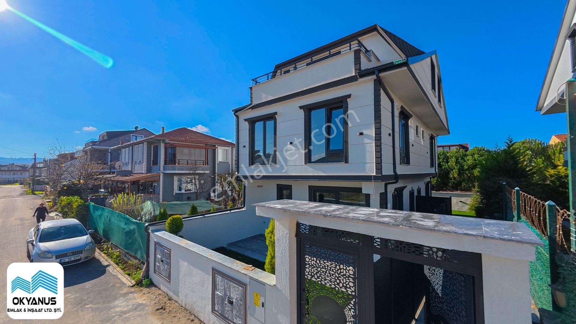 Kocaali Merkezde Ön Cephe Geniş Bahçeli 3+1 Villa - Görsel 16