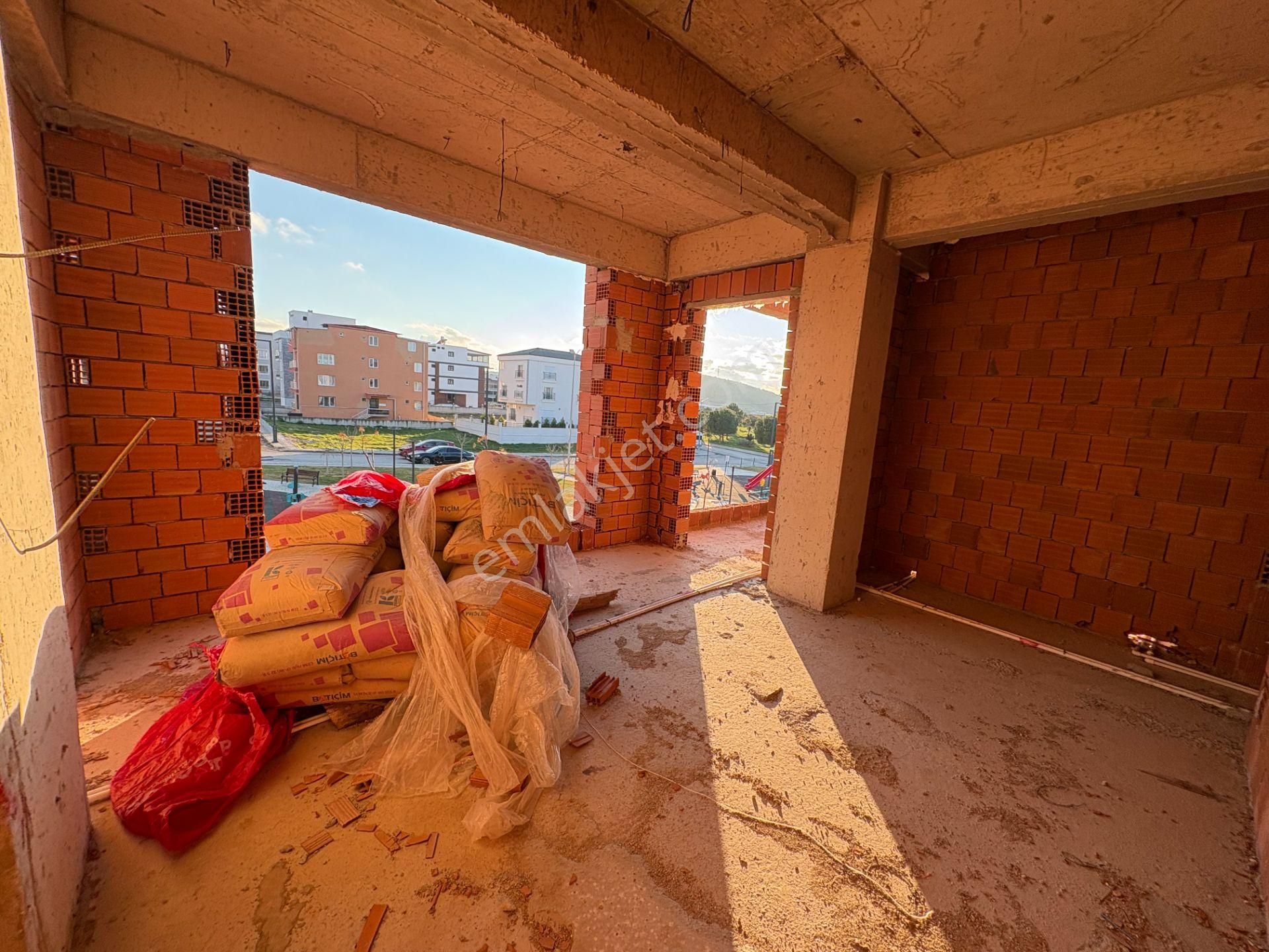 Örnekkentde 2+1 Kapalı Mutfak Ön Cephe 3 Aya Teslim Daire - Görsel 12