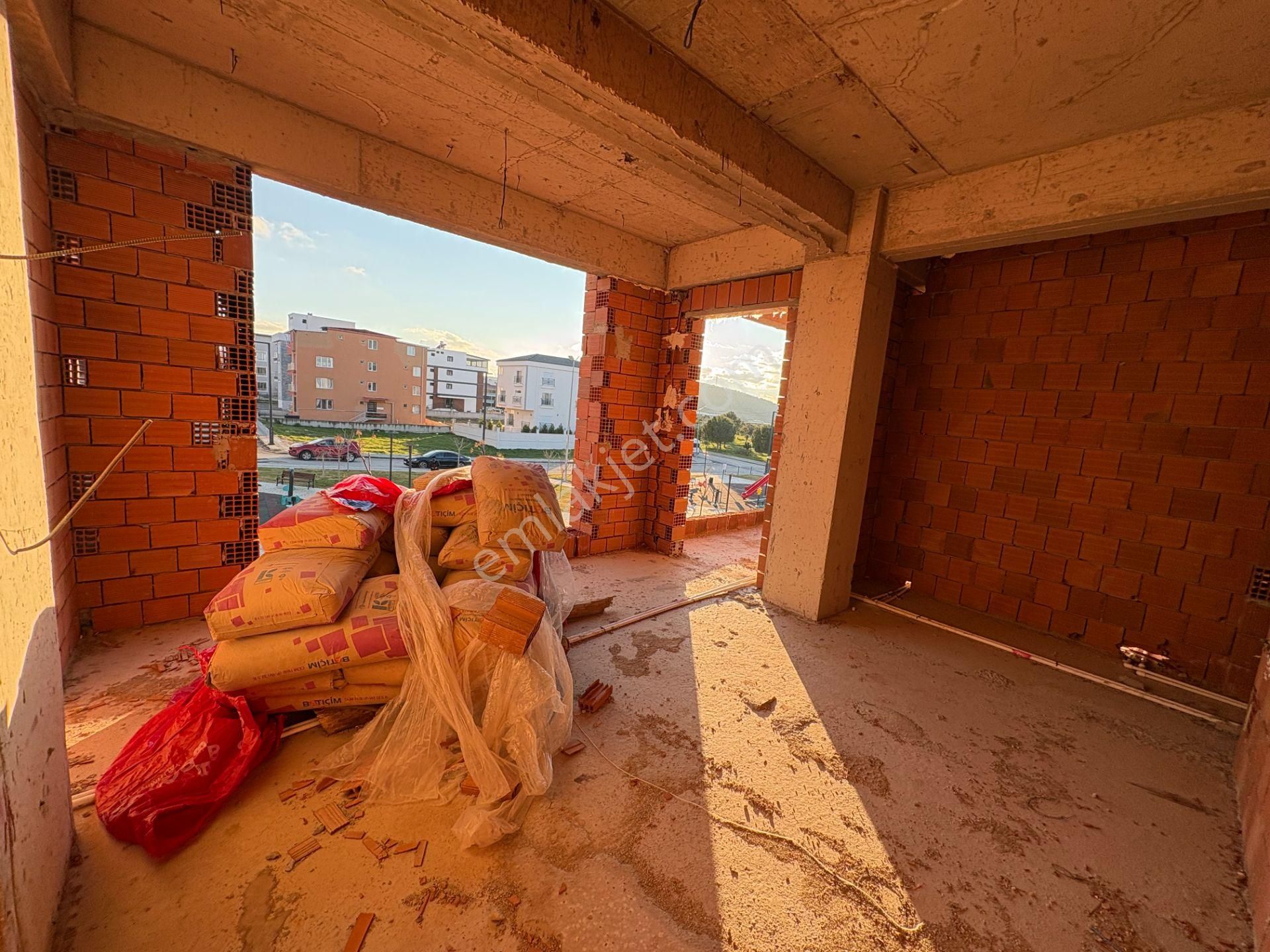 Örnekkentde 2+1 Kapalı Mutfak Ön Cephe 3 Aya Teslim Daire - Görsel 14