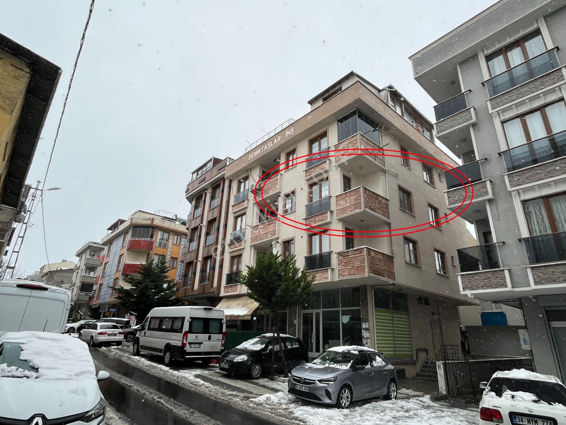 Sancaktepe İnönü Mahallesinde 3.kat 80m2 Kiralık 2+1 Daire