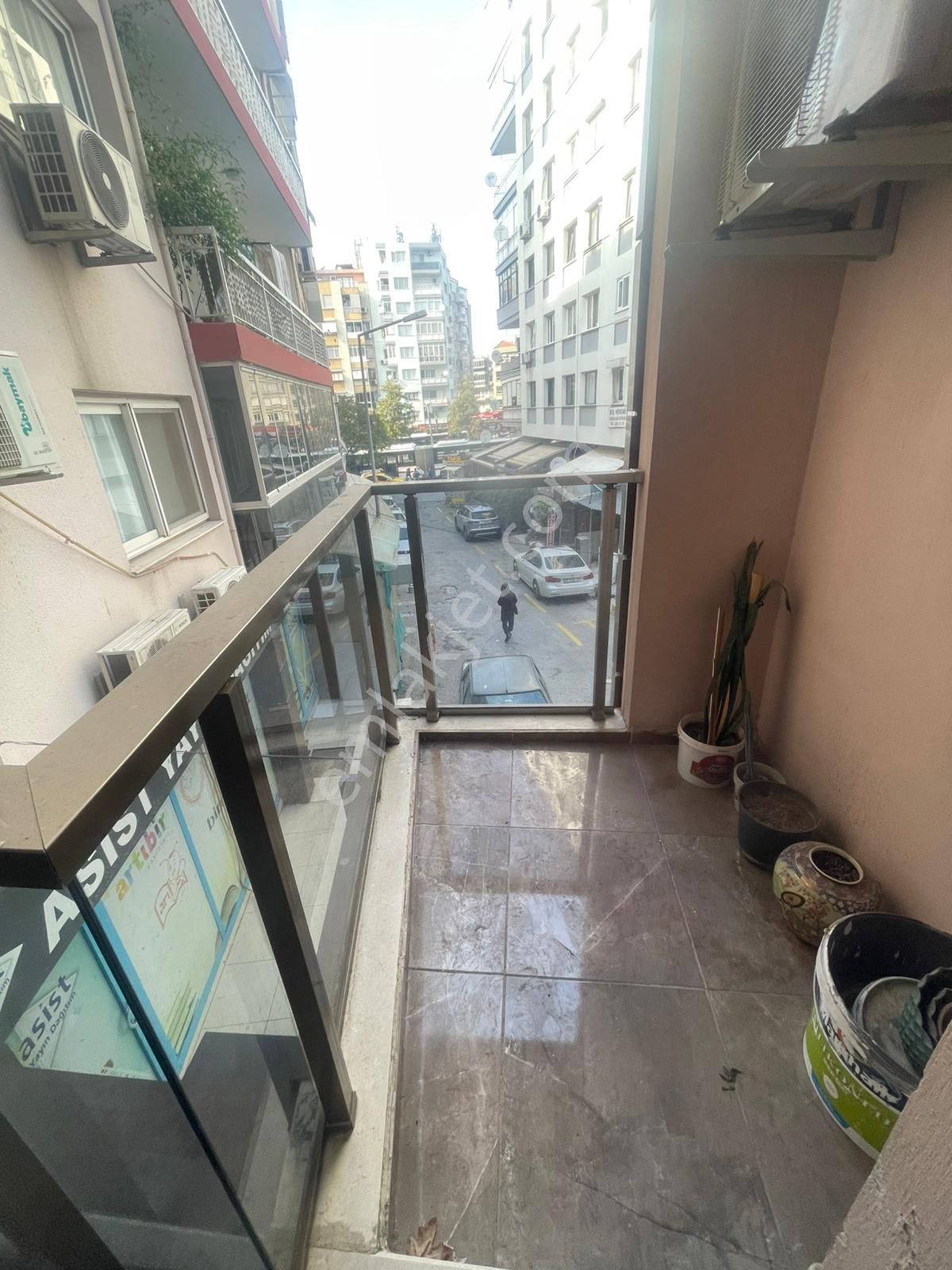 Turpa'dan Üçyol Meydan Metronun Yanı Başında 2+1 Kiralık Daire - Görsel 17