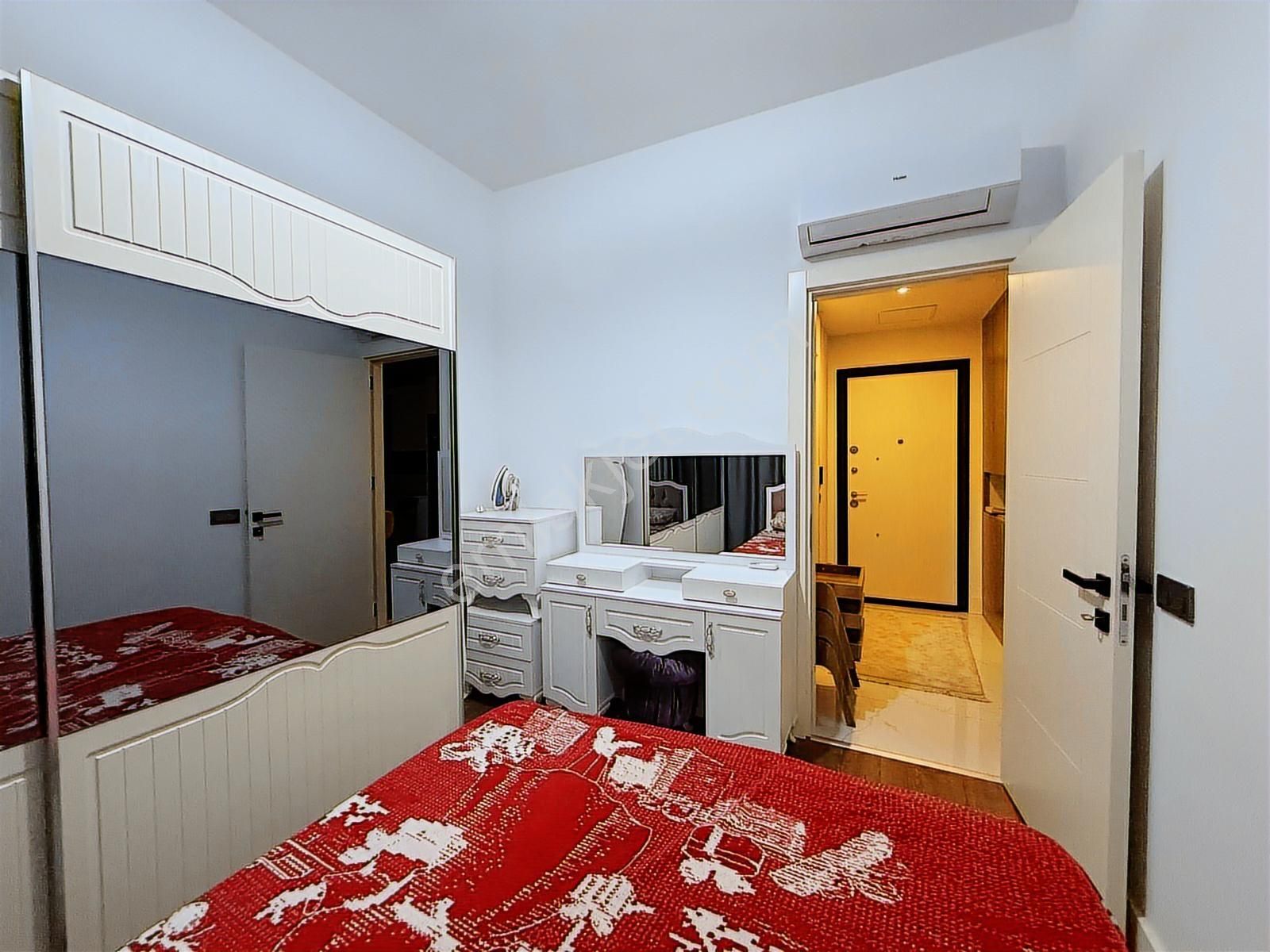 Altıntaş'da Havuzlu Site İçerisinde 1+1 Eşyalı Kiralık - Görsel 10