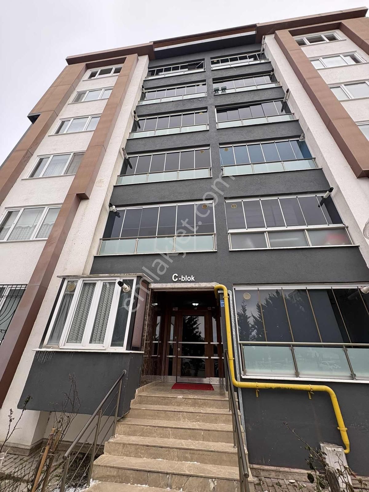 Mut Grouptan Tepede Cadde Üstü Site İçinde Kiralık 3+1 - Görsel 34