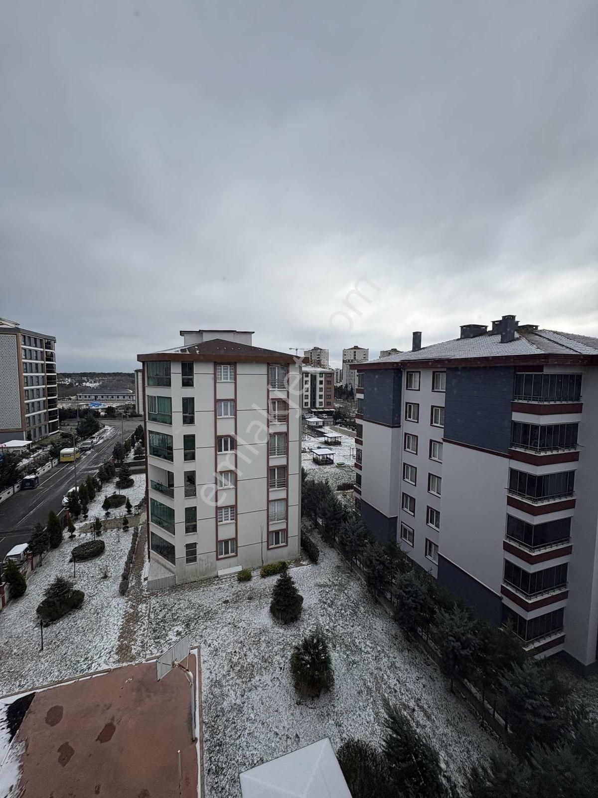 Mut Grouptan Tepede Cadde Üstü Site İçinde Kiralık 3+1 - Görsel 15