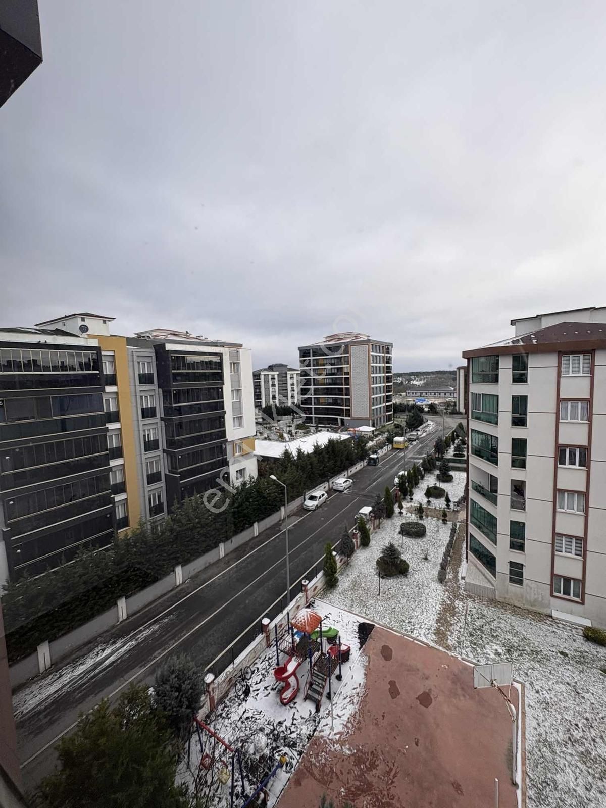 Mut Grouptan Tepede Cadde Üstü Site İçinde Kiralık 3+1 - Görsel 10