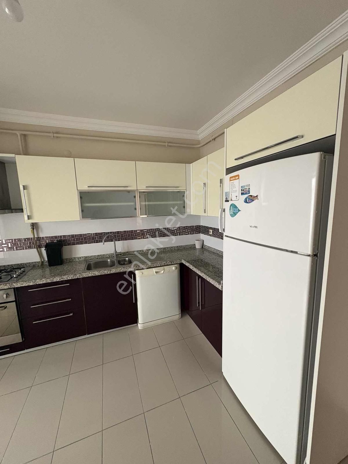 Mut Grouptan Tepede Cadde Üstü Site İçinde Kiralık 3+1 - Görsel 22