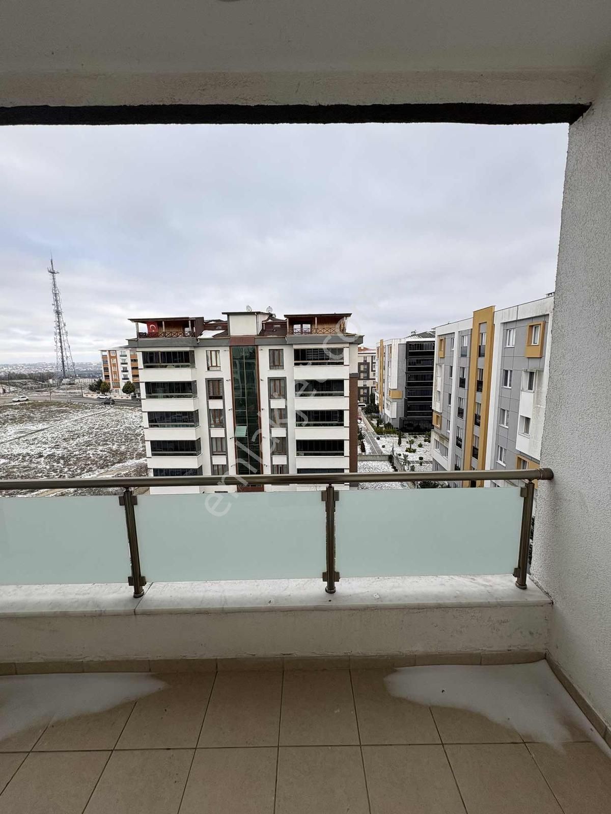 Mut Grouptan Tepede Cadde Üstü Site İçinde Kiralık 3+1 - Görsel 19