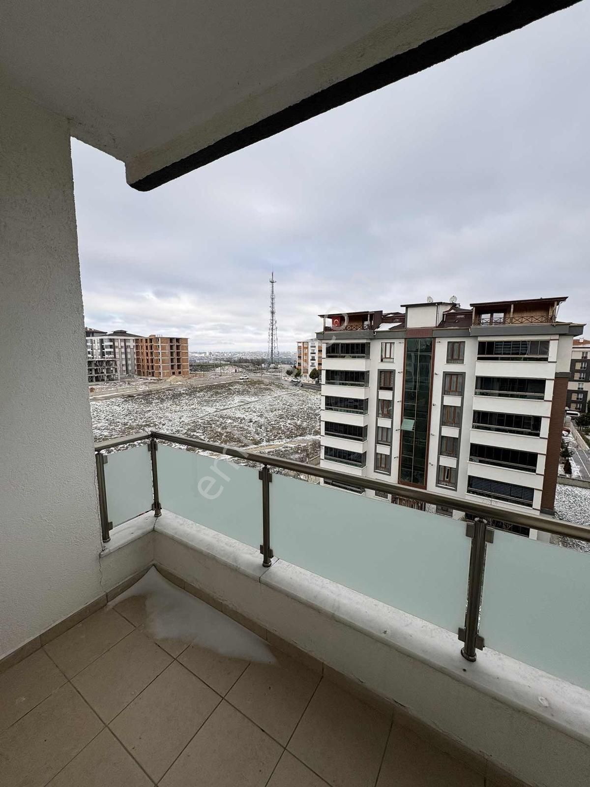 Mut Grouptan Tepede Cadde Üstü Site İçinde Kiralık 3+1 - Görsel 13