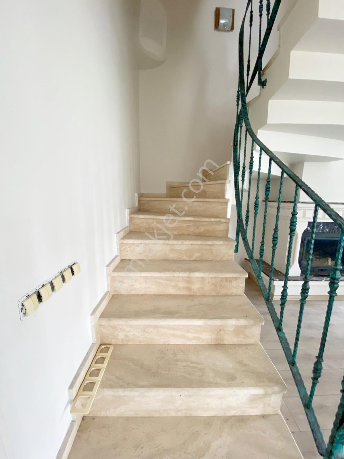 Serdal Sağlam'dan Çavuşbaşı Serkent Villaları Satılık 5+2 Villa - Görsel 2