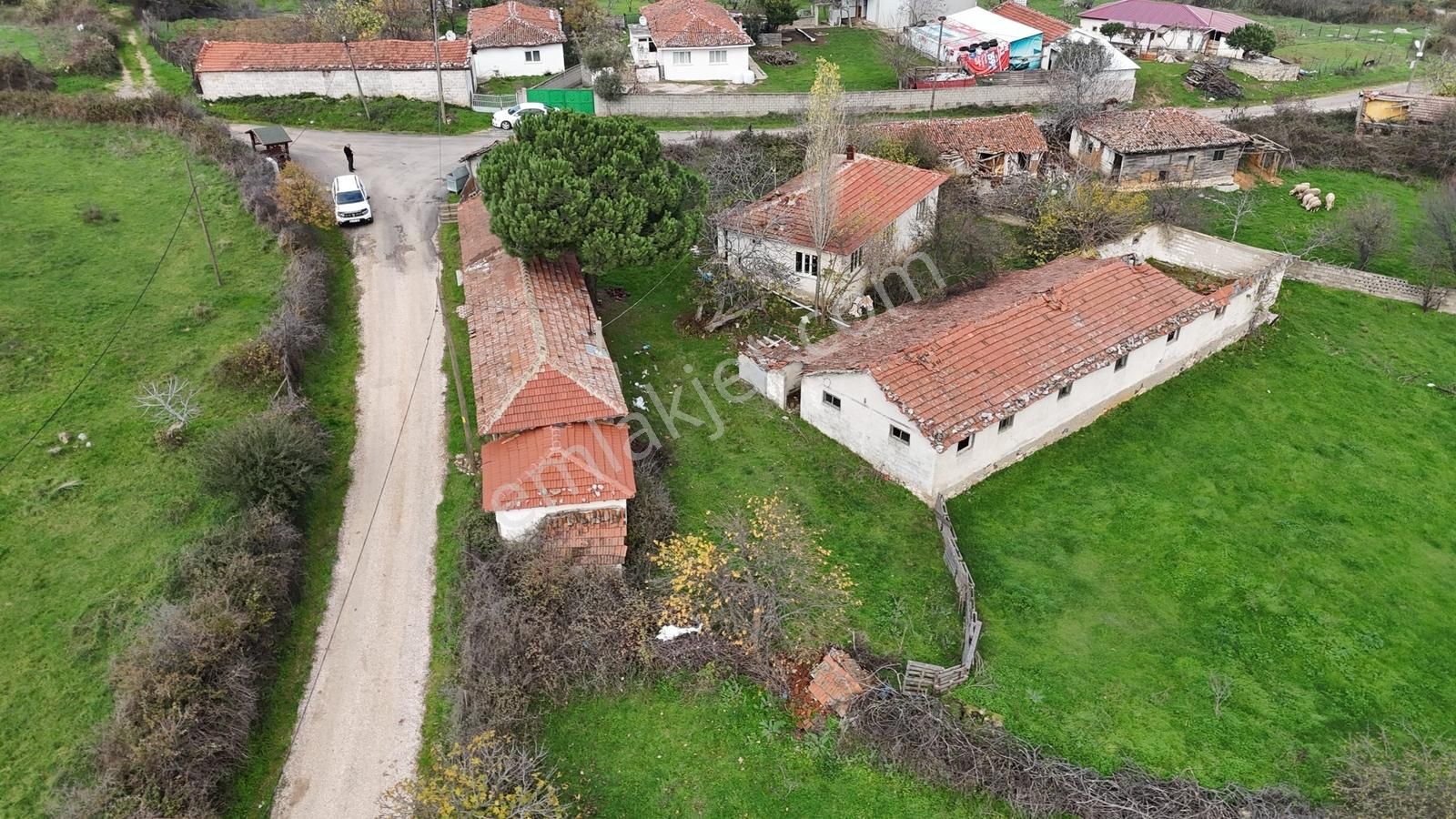 3.100 M² Bahçeli Ev & Arazi -gönen Çığmış Meydanına Cepheli Arsa - Görsel 24