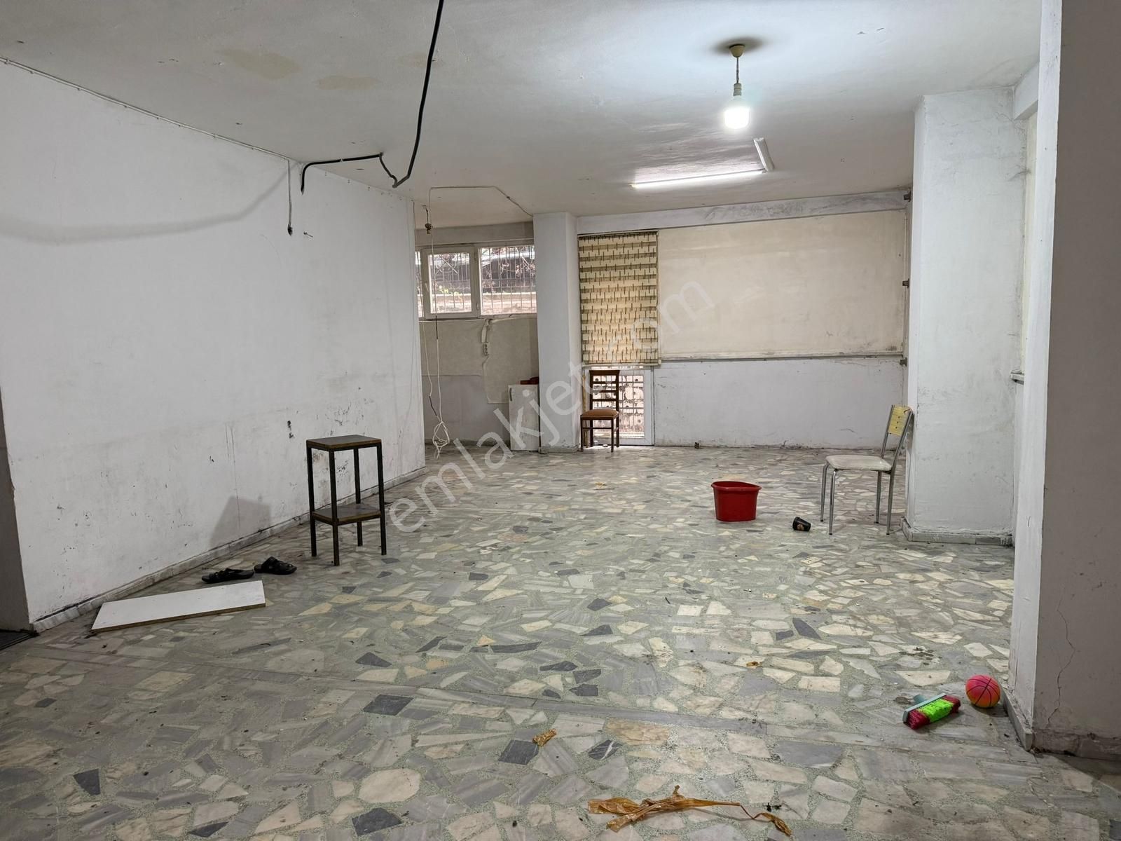 Belediyeye Yakın Köşe Dükkan - Görsel 20