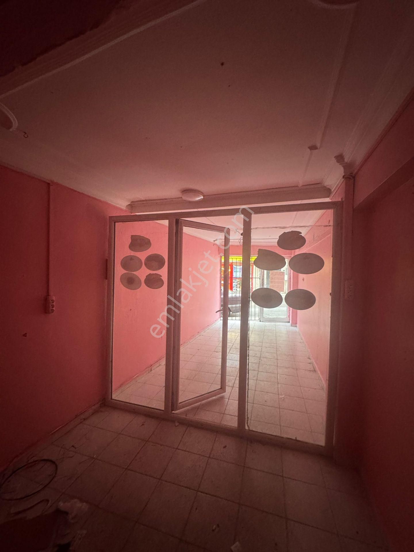 İntizam Mahallesi’nde Depo Ve İş Yerine Uygun Kiralık Dükkan - Görsel 2