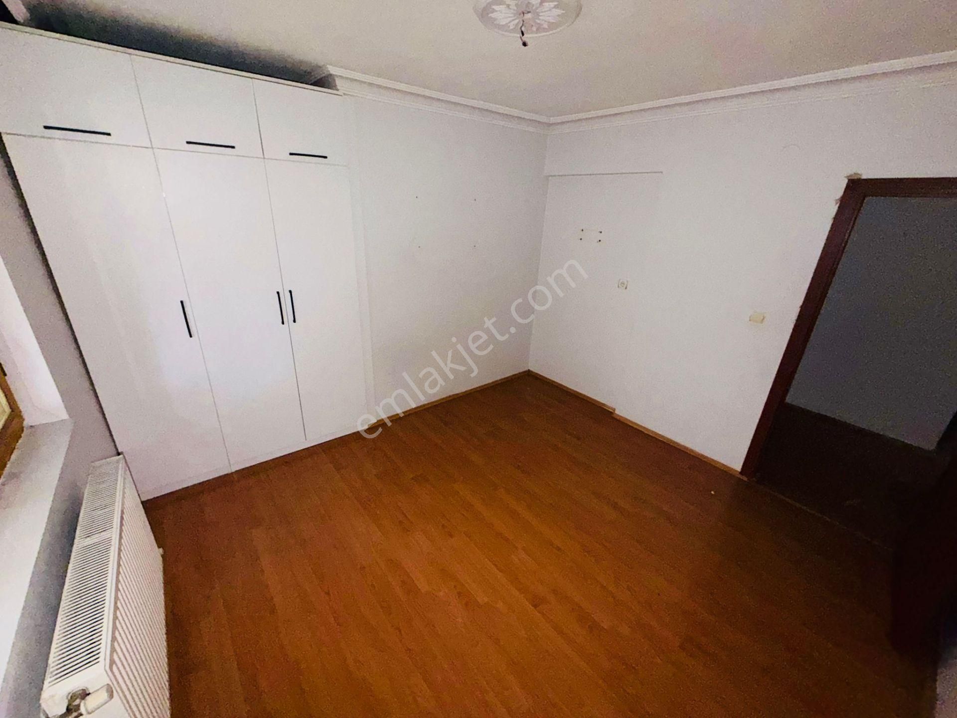 Etimesgut Piyade Mh'de Balkonlu Ön Cephe 3+1 Ara Kat Daire!!!!