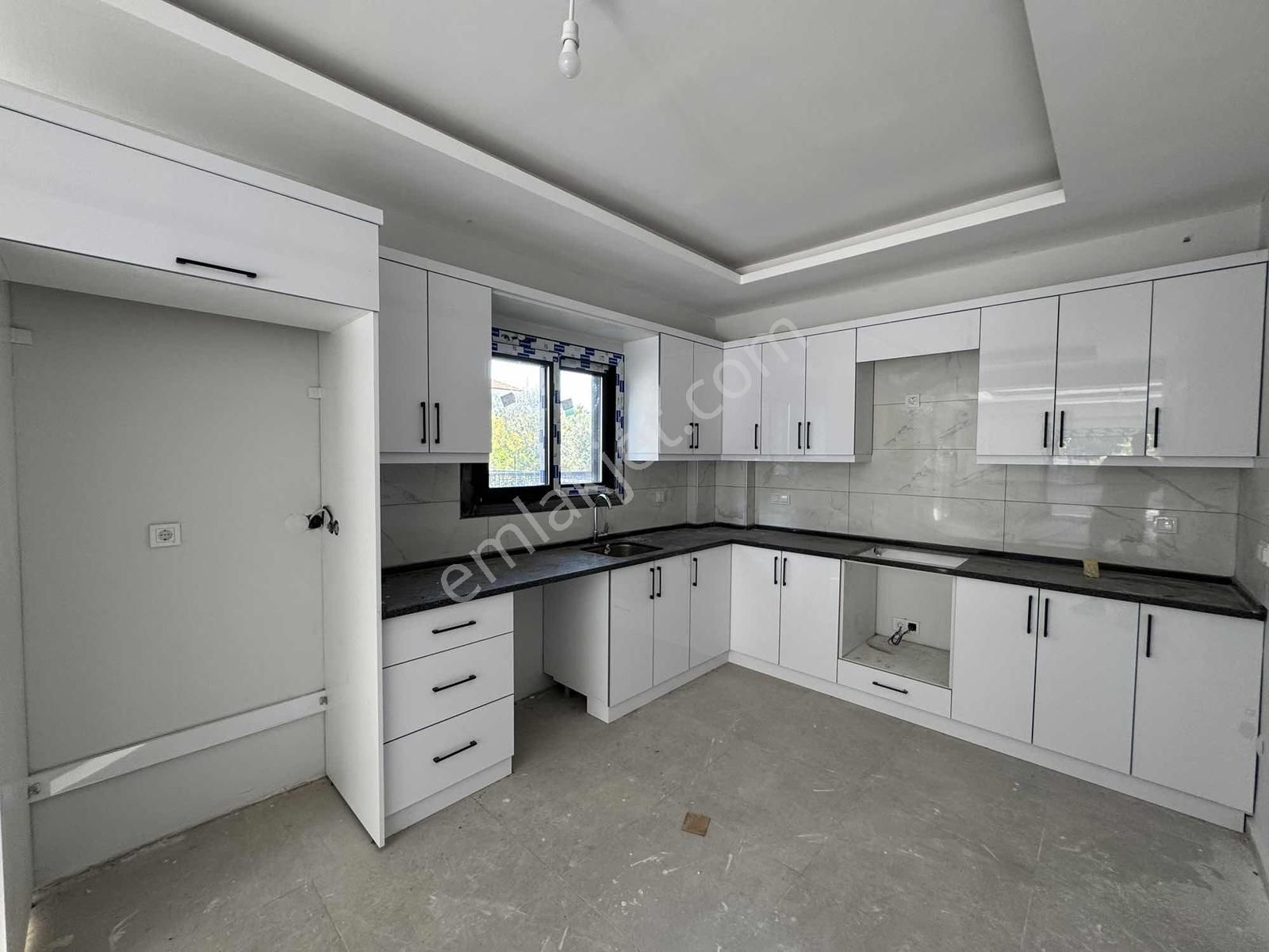 Fethiye Yeni Mah Satılık 4+1 Tam Müstakil Villa - Görsel 8