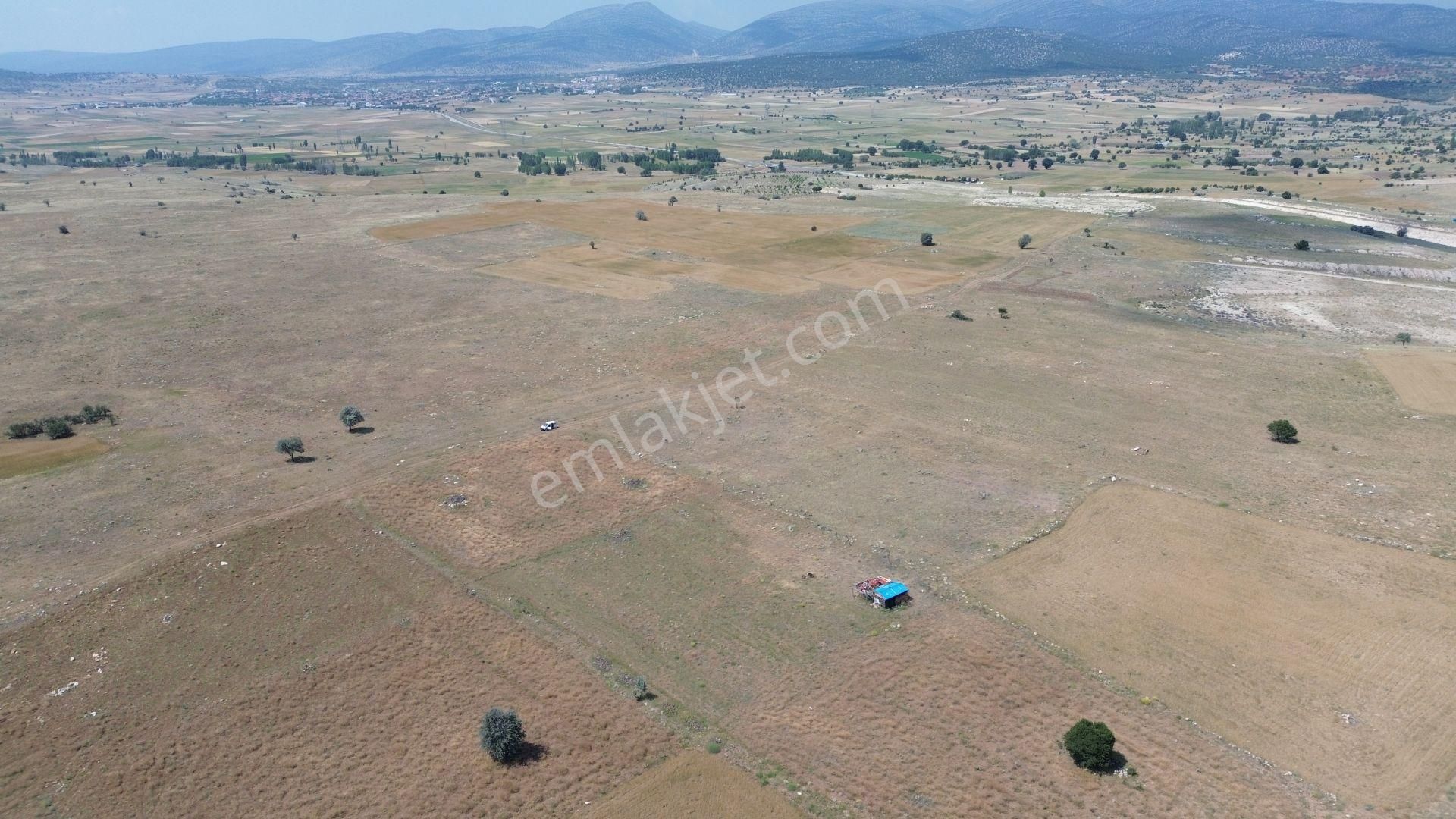 Konya / Akören / Tülce Mahallesinde 3.034 M² Müstakil Tapulu Tarla - Görsel 3