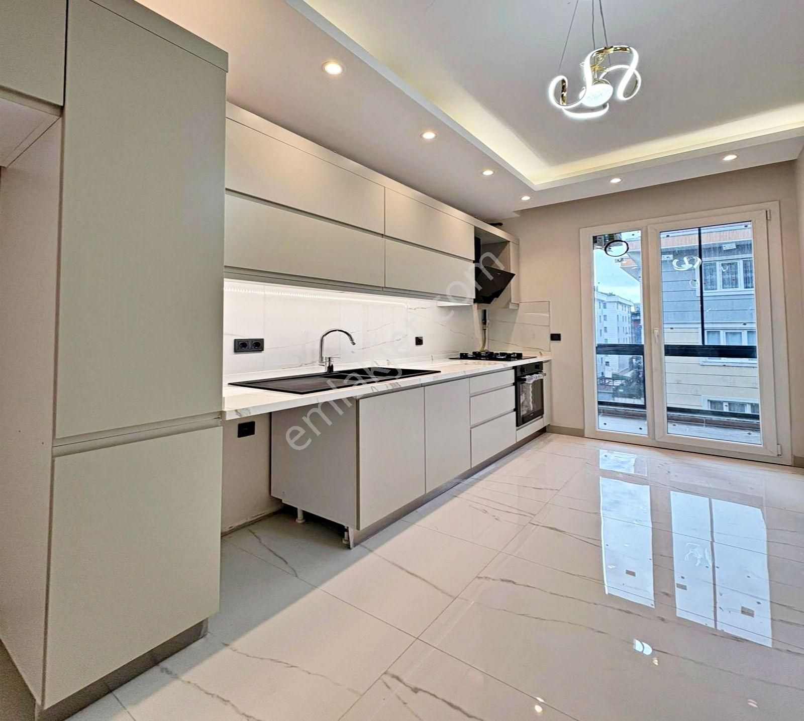 Beylikdüzünde Sıfır Site İçi Dekorlu 3+1 Satılık Lüks Daire - Görsel 8