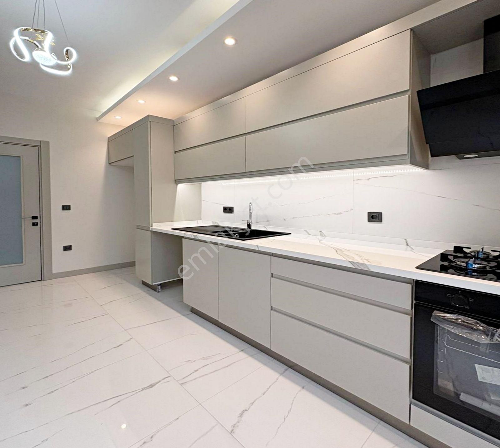 Beylikdüzünde Sıfır Site İçi Dekorlu 3+1 Satılık Lüks Daire - Görsel 9