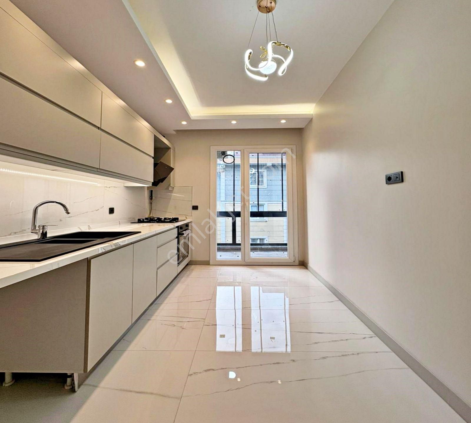 Beylikdüzünde Sıfır Site İçi Dekorlu 3+1 Satılık Lüks Daire - Görsel 7