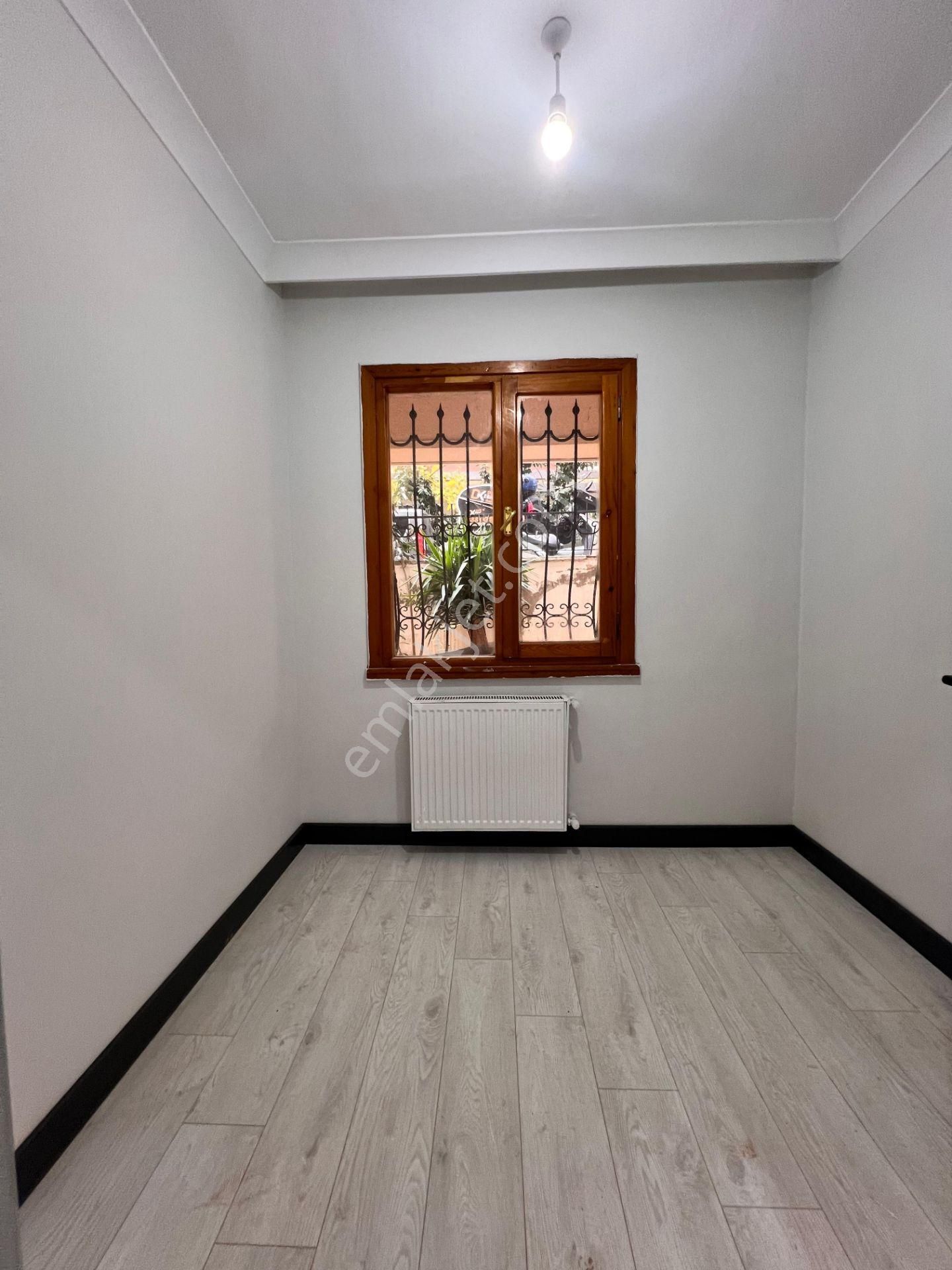 Altıntepe'de 2000 Yapımı Binada Bahçe Kullanımlı 3+1 - Görsel 15