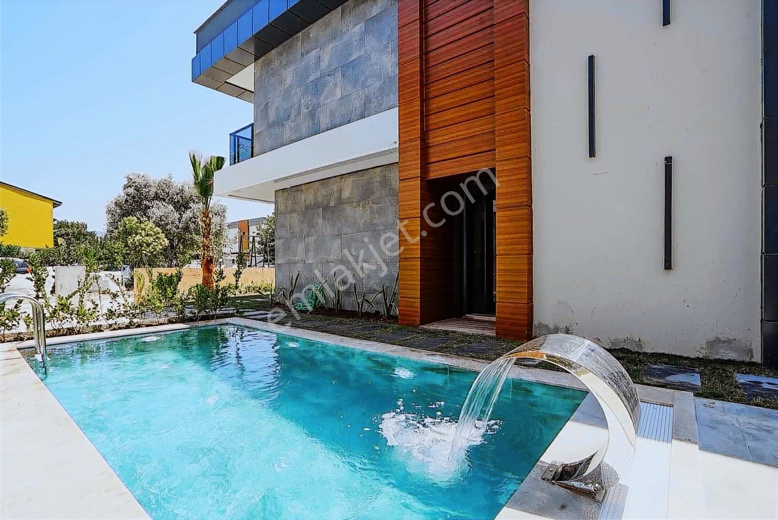 Kuşadası'karaova Mevkiinde Satılık Tek Müstakil 4 + 1 Villa - Görsel 11