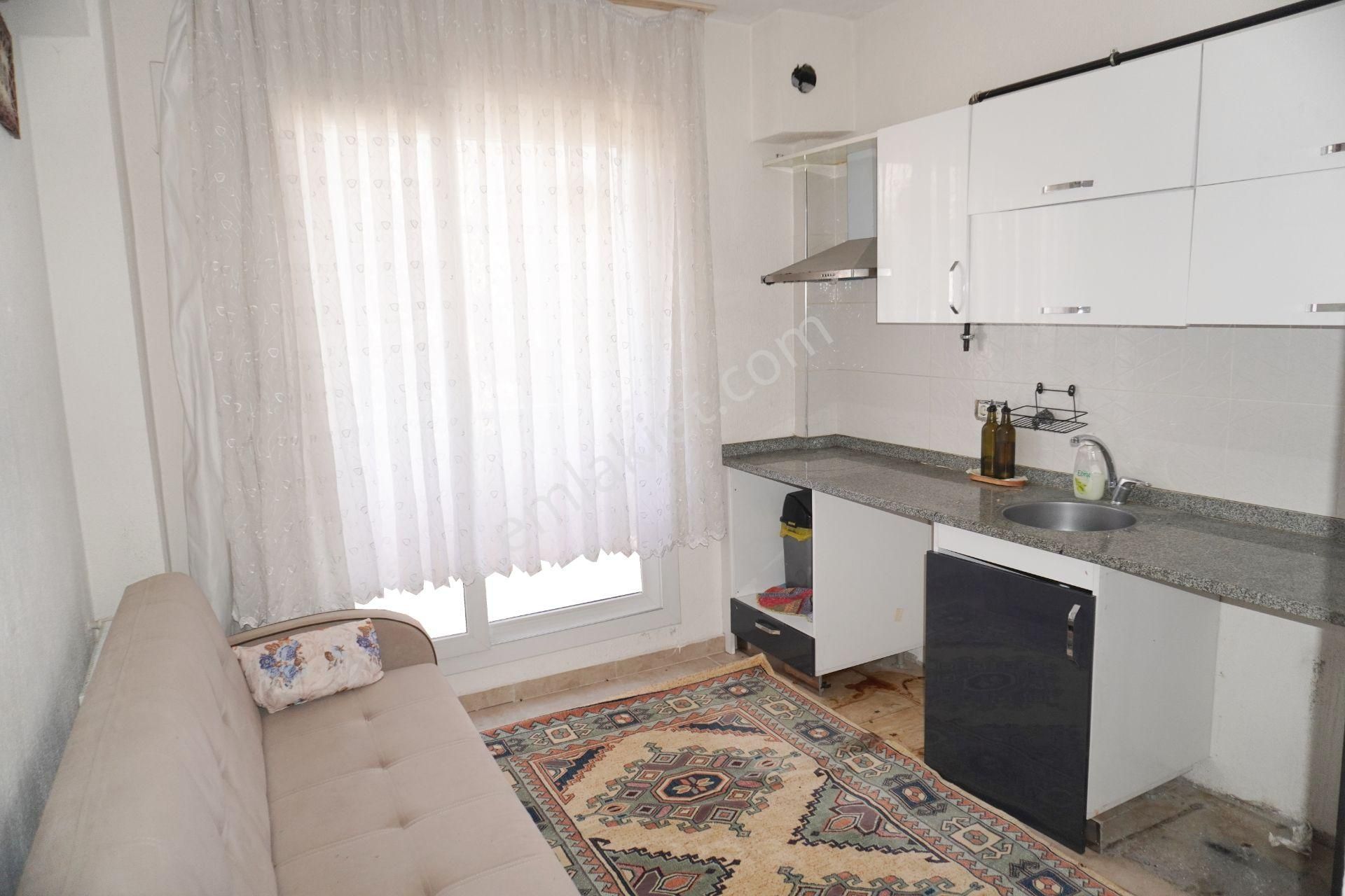 Şirintepe Kiralık Fiyatdüştü2+1 Ebeveynbanyolu+doğalgaz+balkonlu Çiğli Serkan Dan