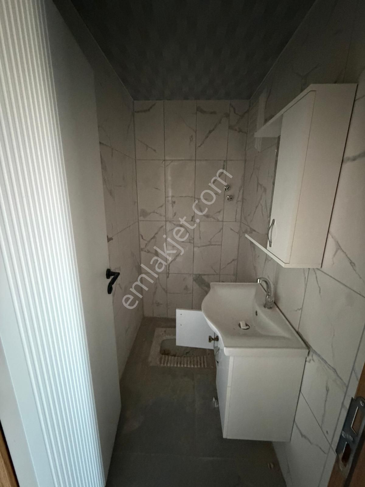 Cumhuriyet Mahallesinde Kiralık 3+1 Doğalgazlı Sıfır Daire - Görsel 12