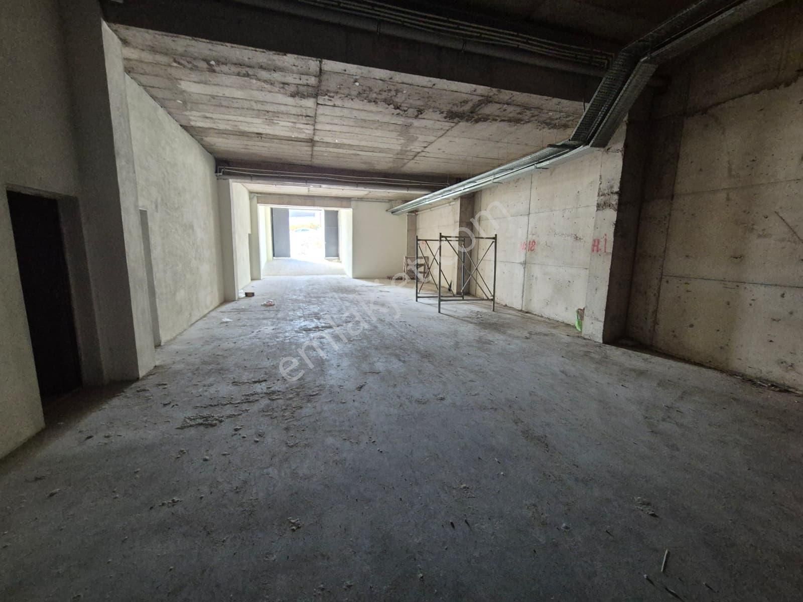 Yuva Mermercilerde Depo Ve İmalata Uygun 1100 M2 Kiralık İş Yeri - Görsel 9
