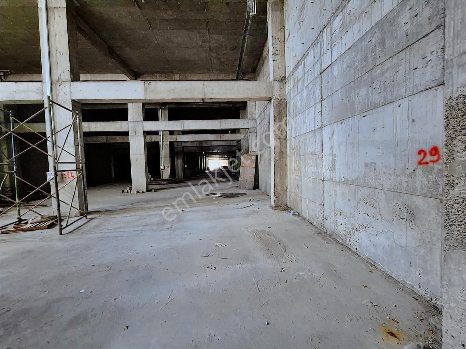 Yuva Mermercilerde Depo Ve İmalata Uygun 1100 M2 Kiralık İş Yeri