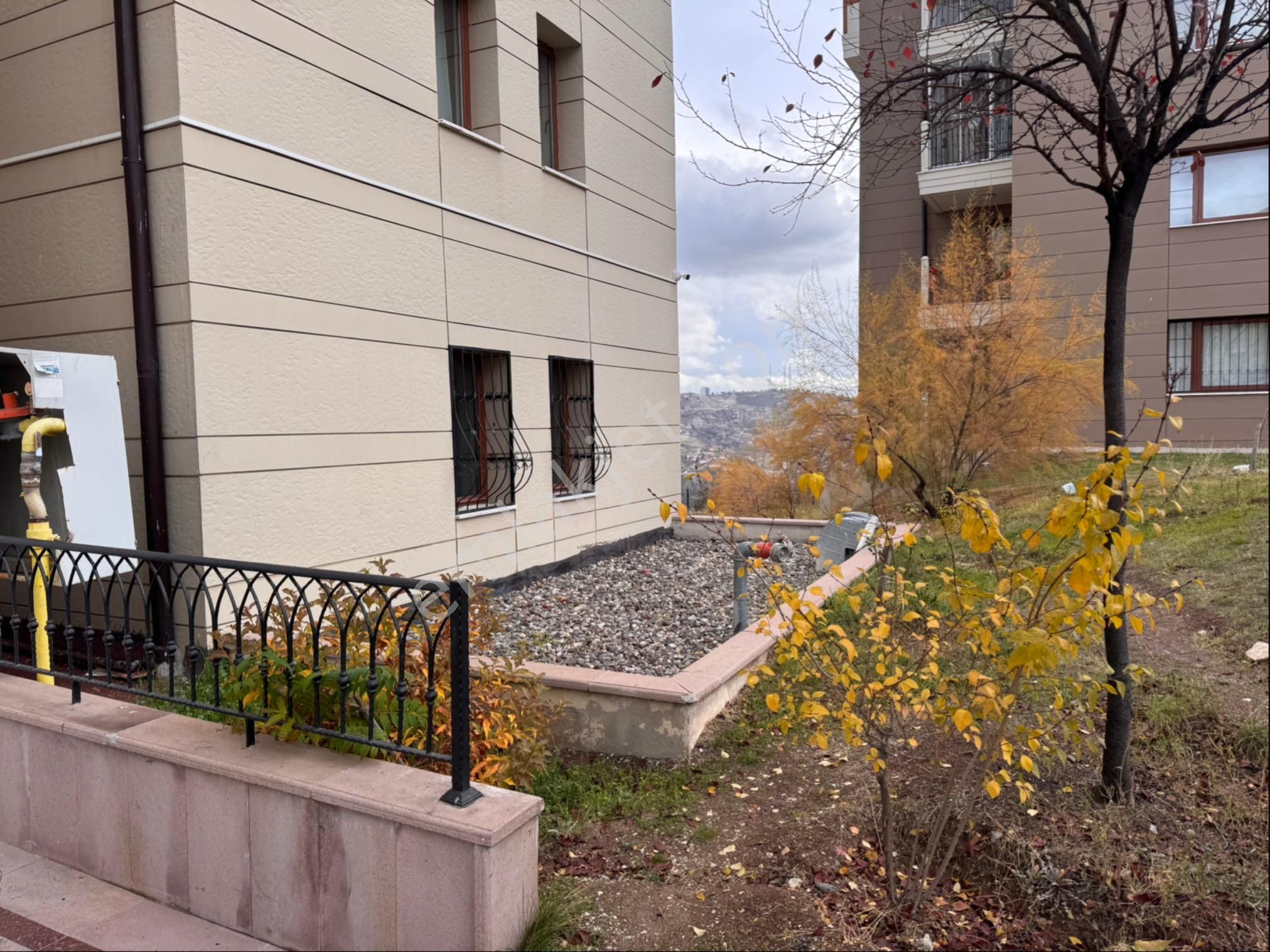 Sahibinden 4+1 Yeni Boyalı, Boş, Manzaralı Kiralık Daire - Görsel 2