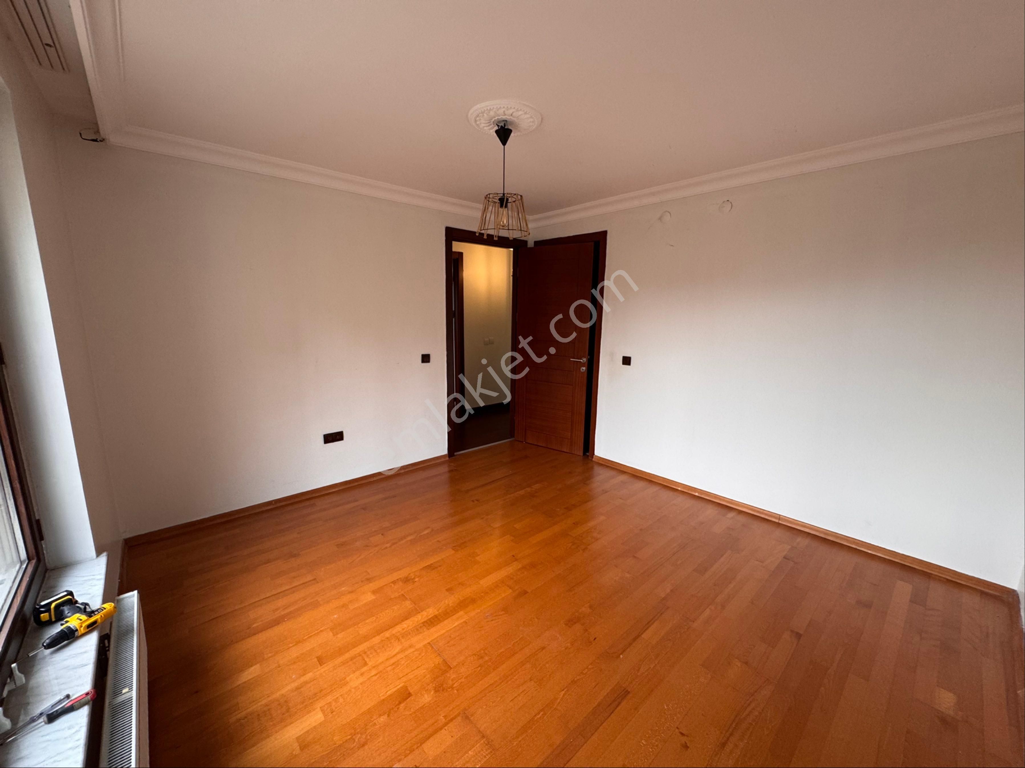 Sahibinden 4+1 Yeni Boyalı, Boş, Manzaralı Kiralık Daire - Görsel 12