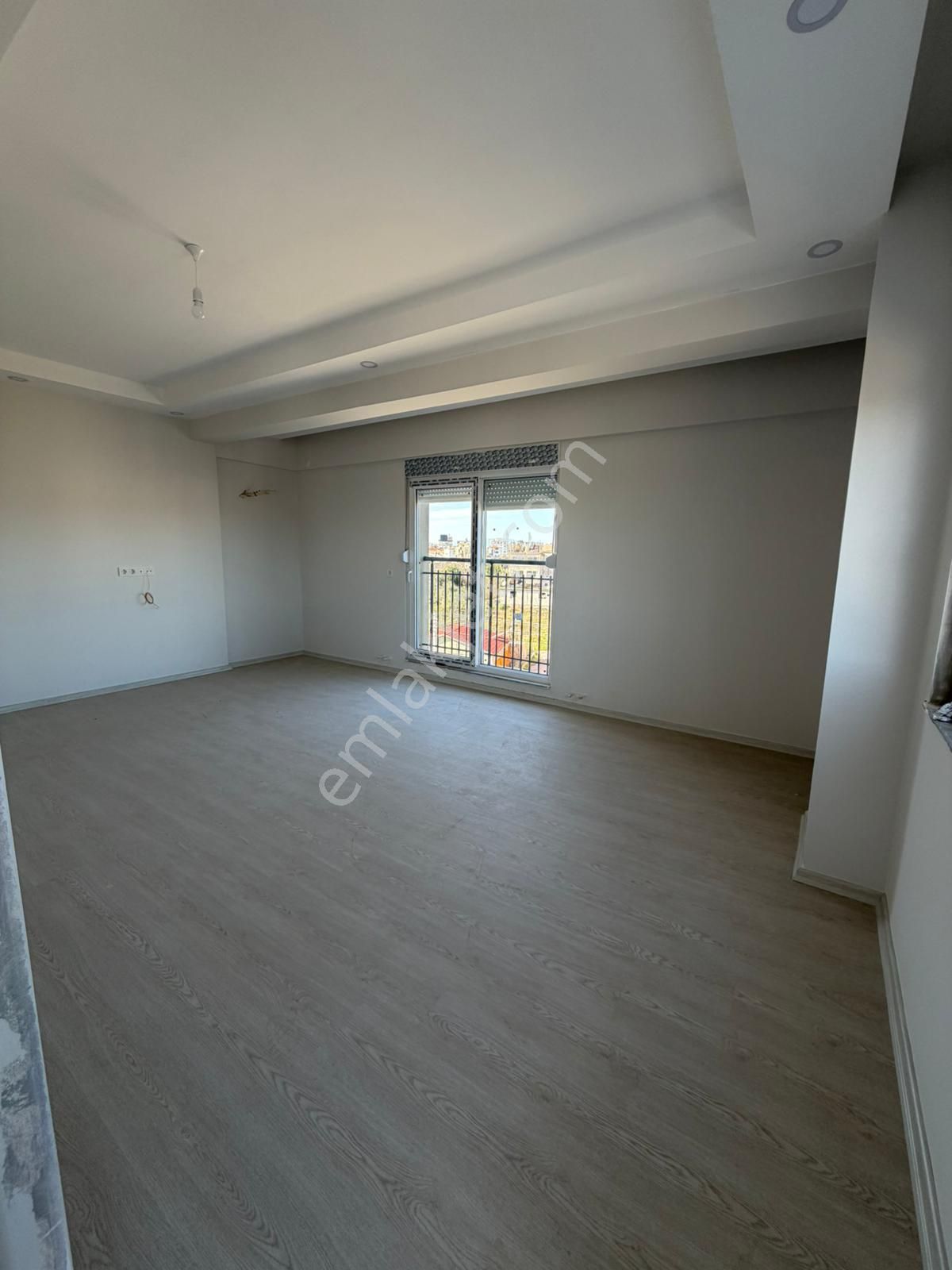 Cumhuriyet Mahallesinde Kiralık 3+1 Doğalgazlı Sıfır Daire - Görsel 13