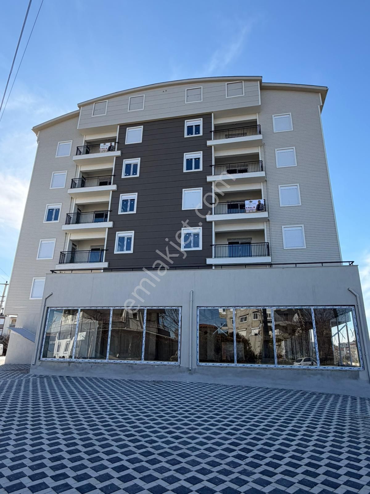 Cumhuriyet Mahallesinde Kiralık 3+1 Doğalgazlı Sıfır Daire - Görsel 3